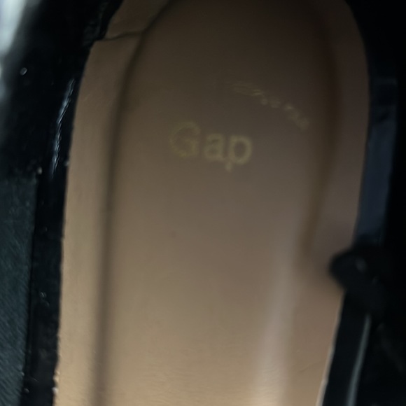 Gap Fabric Woman’s Flats - Picture 8 of 9